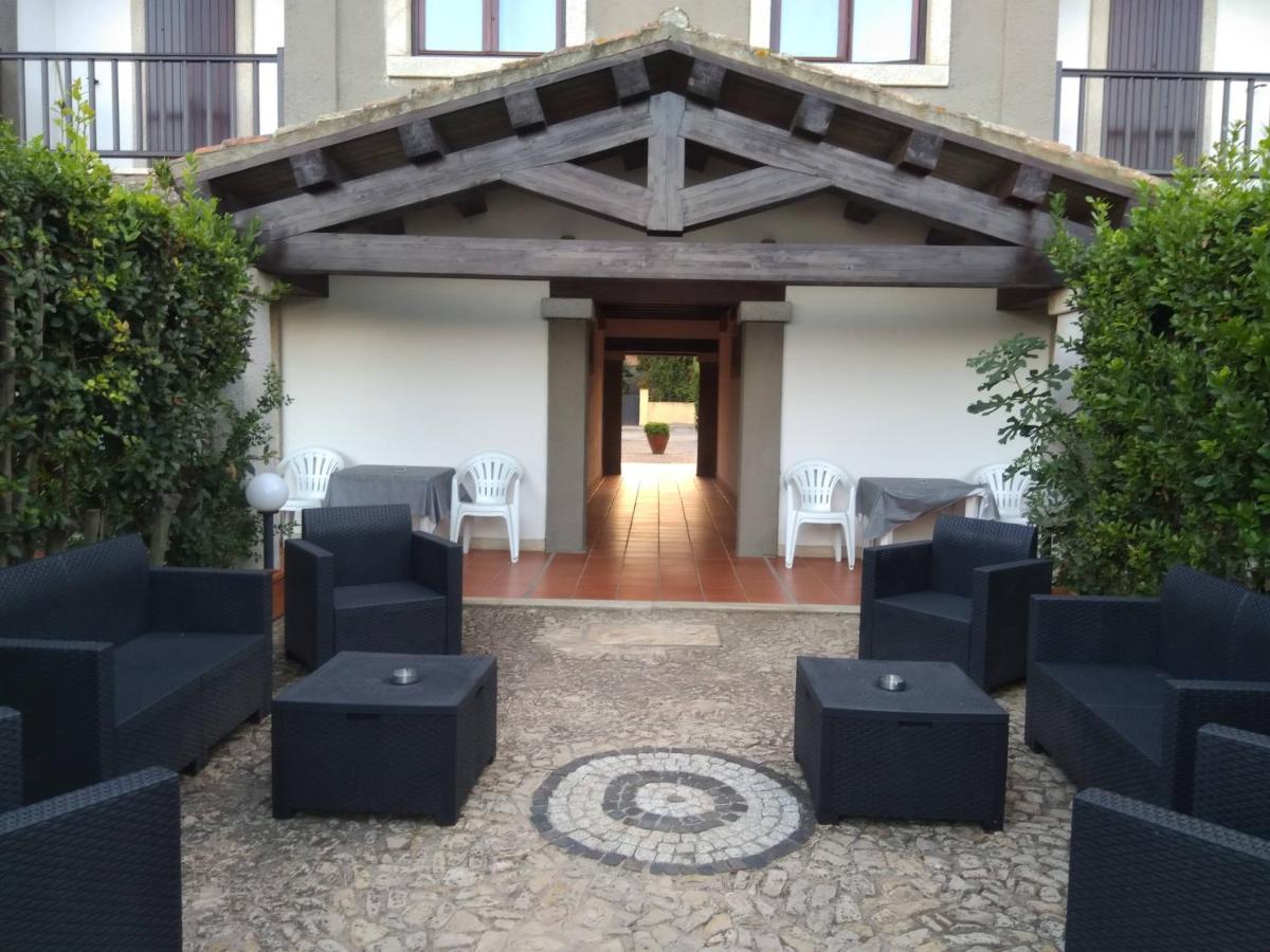 Villa Raffaello Porto San Paolo  Buitenkant foto