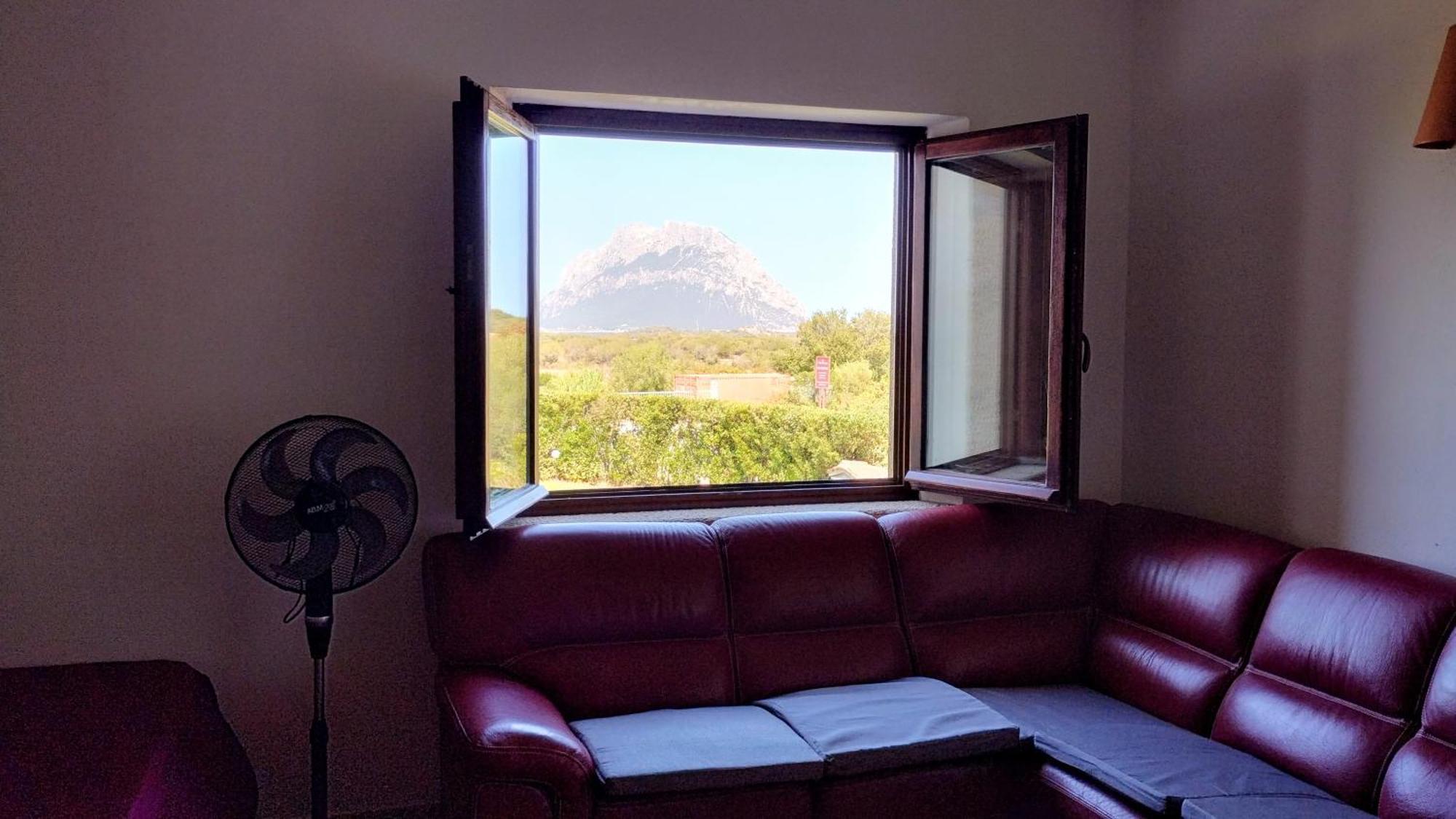 Villa Raffaello Porto San Paolo  Buitenkant foto